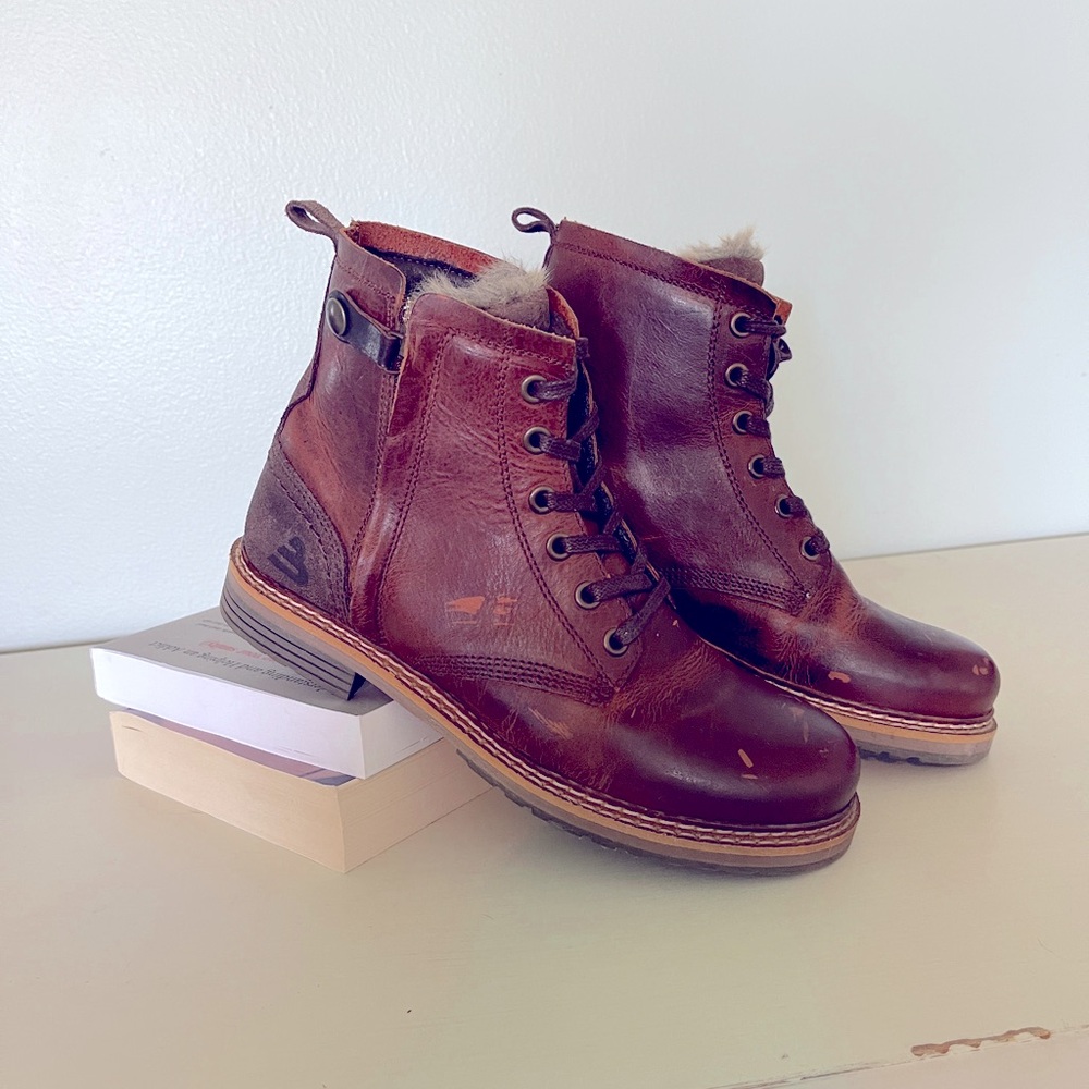 Womens Bullboxer side-zip leather boots, New, Size 6